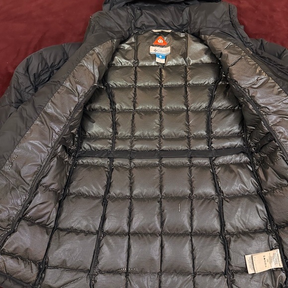XS Columbia Omni-Tech Down Jacket. - Picture 5 of 6